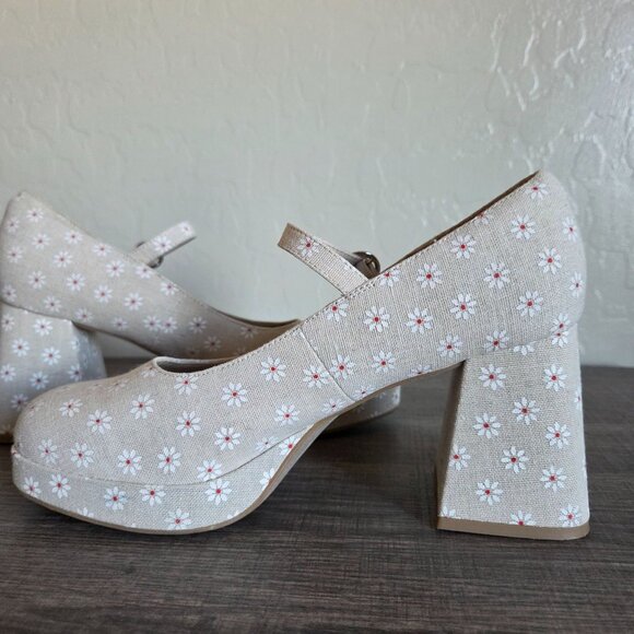 Madden Girl Mantel Mary Jane Platforms Daisy Print Chunky Block Heels Beige 9.5 - Picture 8 of 12